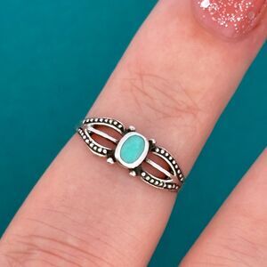 Dainty Turquoise Sterling Silver Ring Size 4